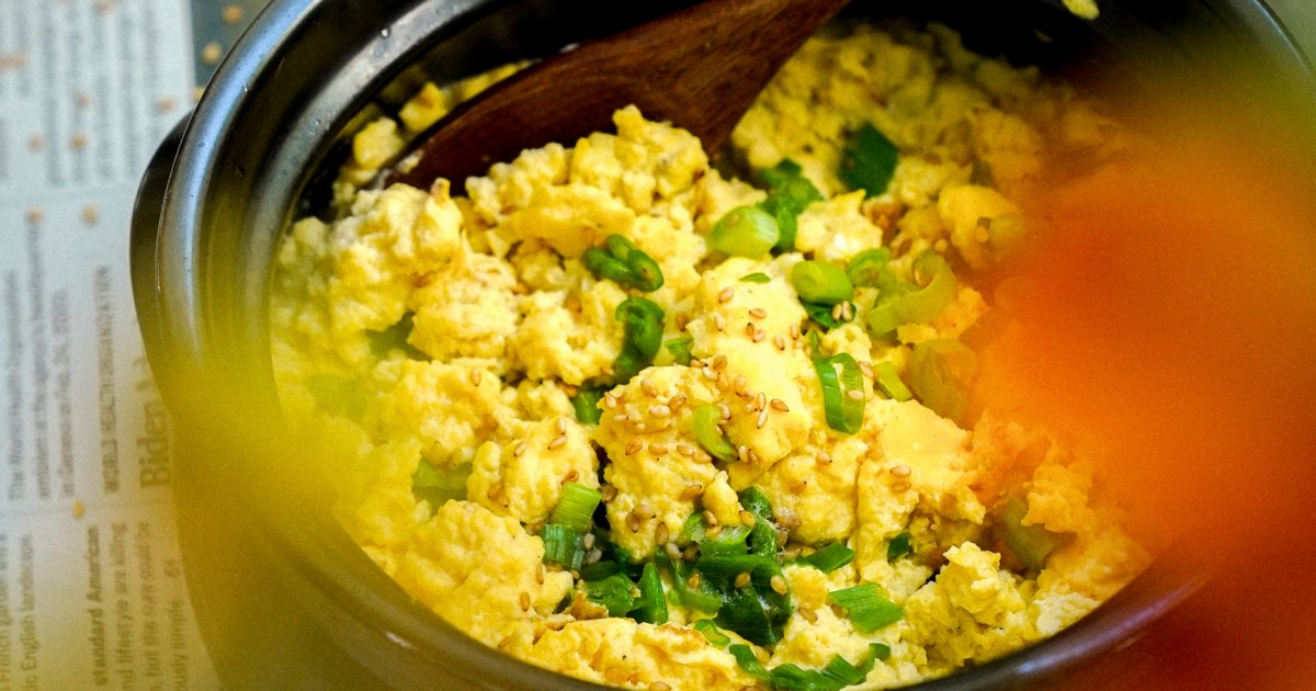 Gyeran Jjim (Korean Steamed Egg) - Cooking with Remi